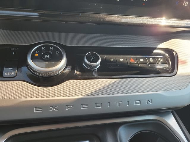 Certified 2025 Ford Expedition Max Active AWD/4WD image 23