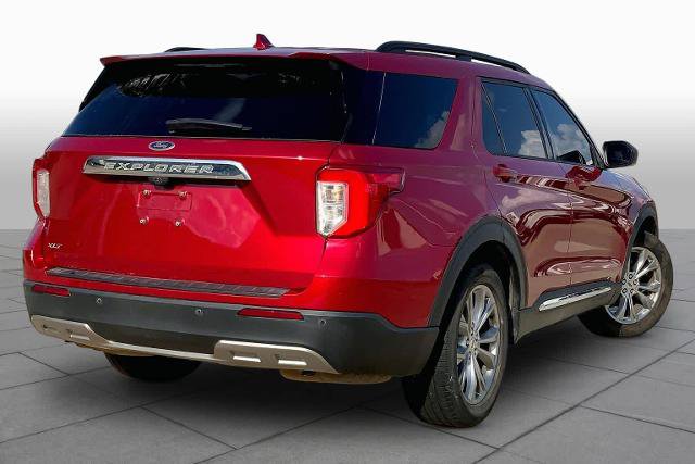 Certified 2020 Ford Explorer XLT w/ Equipment Group 202A RWD image 13