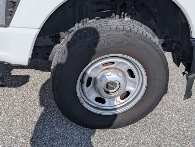 Certified 2025 Ford F250 XL AWD/4WD image 18