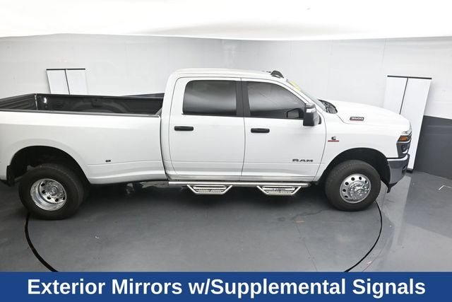 Used 2025 RAM 3500 Big Horn AWD/4WD image 27