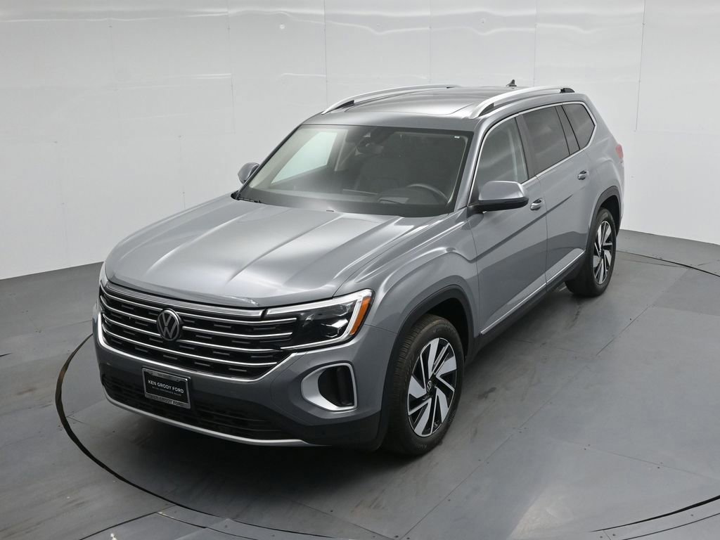 Used 2025 Volkswagen Atlas SEL AWD/4WD image 26
