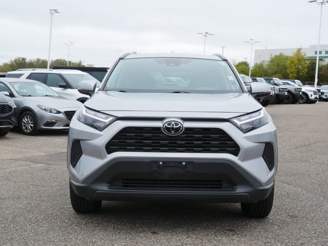 Used 2025 Toyota RAV4 XLE AWD/4WD image 8