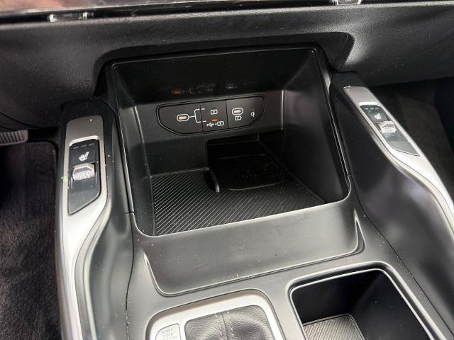Used 2025 Kia Sorento S w/ Panoramic Sunroof Package AWD/4WD image 23