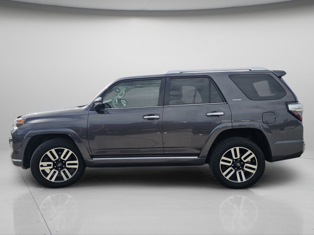 Used 2018 Toyota 4Runner Limited AWD/4WD image 22
