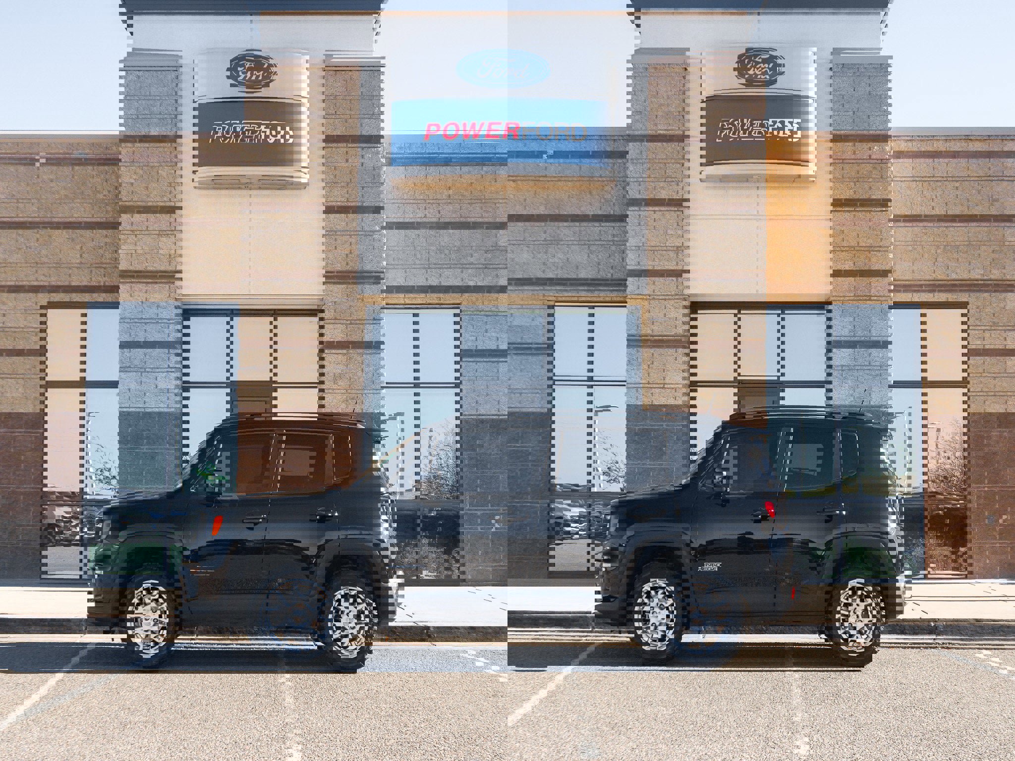 Used 2021 Jeep Renegade Latitude w/ Convenience Group image 9