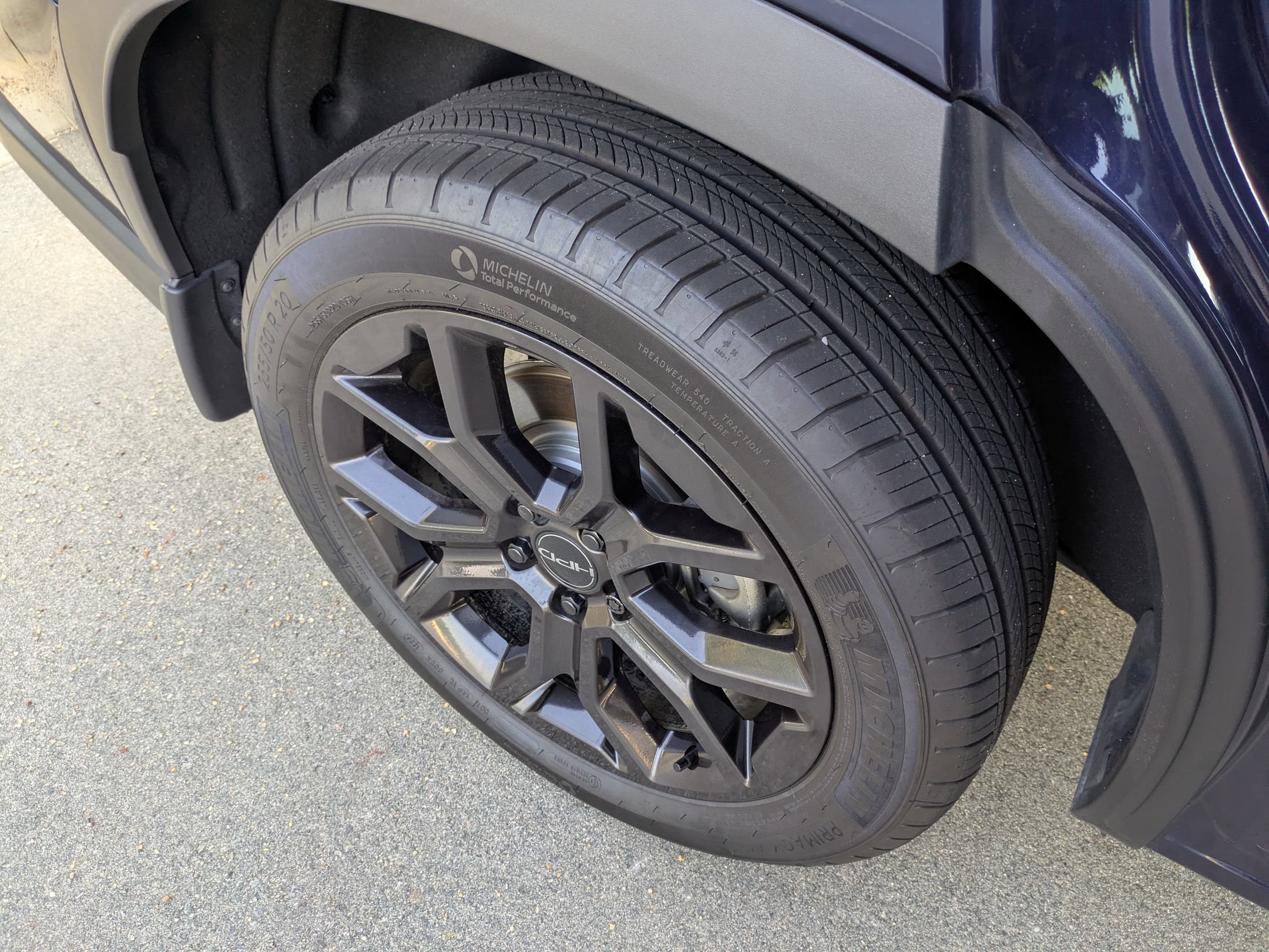 Used 2025 Honda Pilot Touring image 38