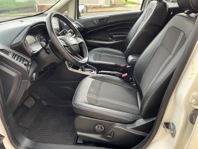 Certified 2021 Ford EcoSport SES w/ Interior Protection Package AWD/4WD image 29