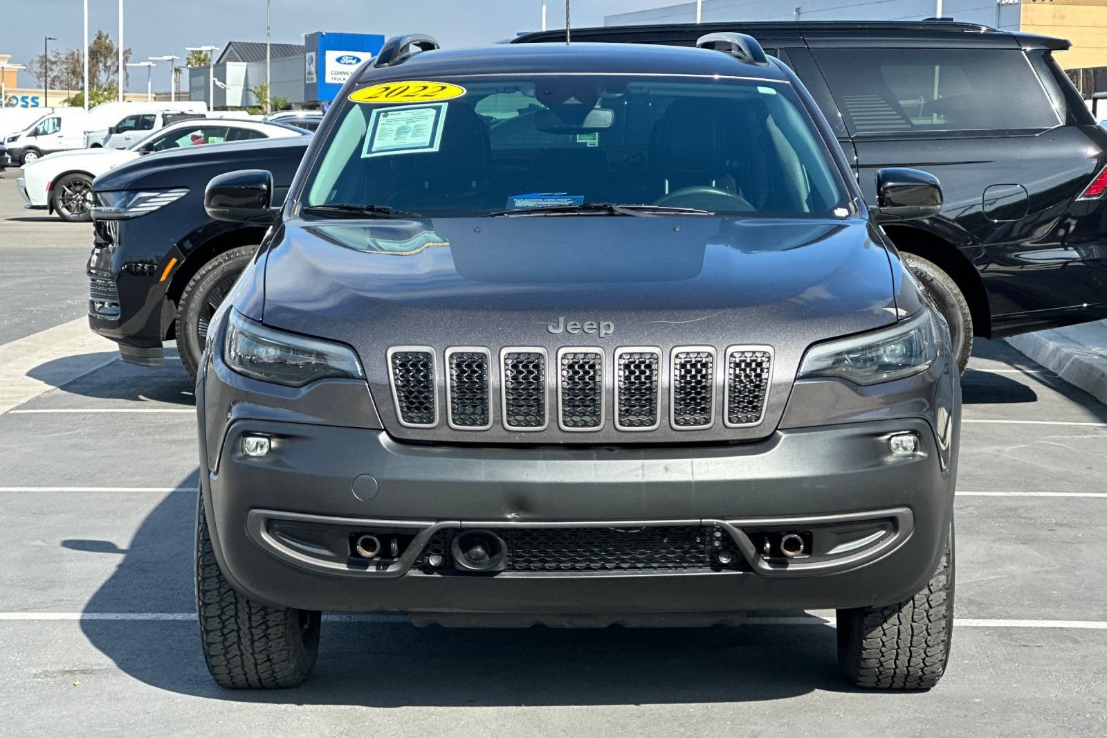 Used 2022 Jeep Cherokee Trailhawk w/ Trailer Tow Group AWD/4WD image 8