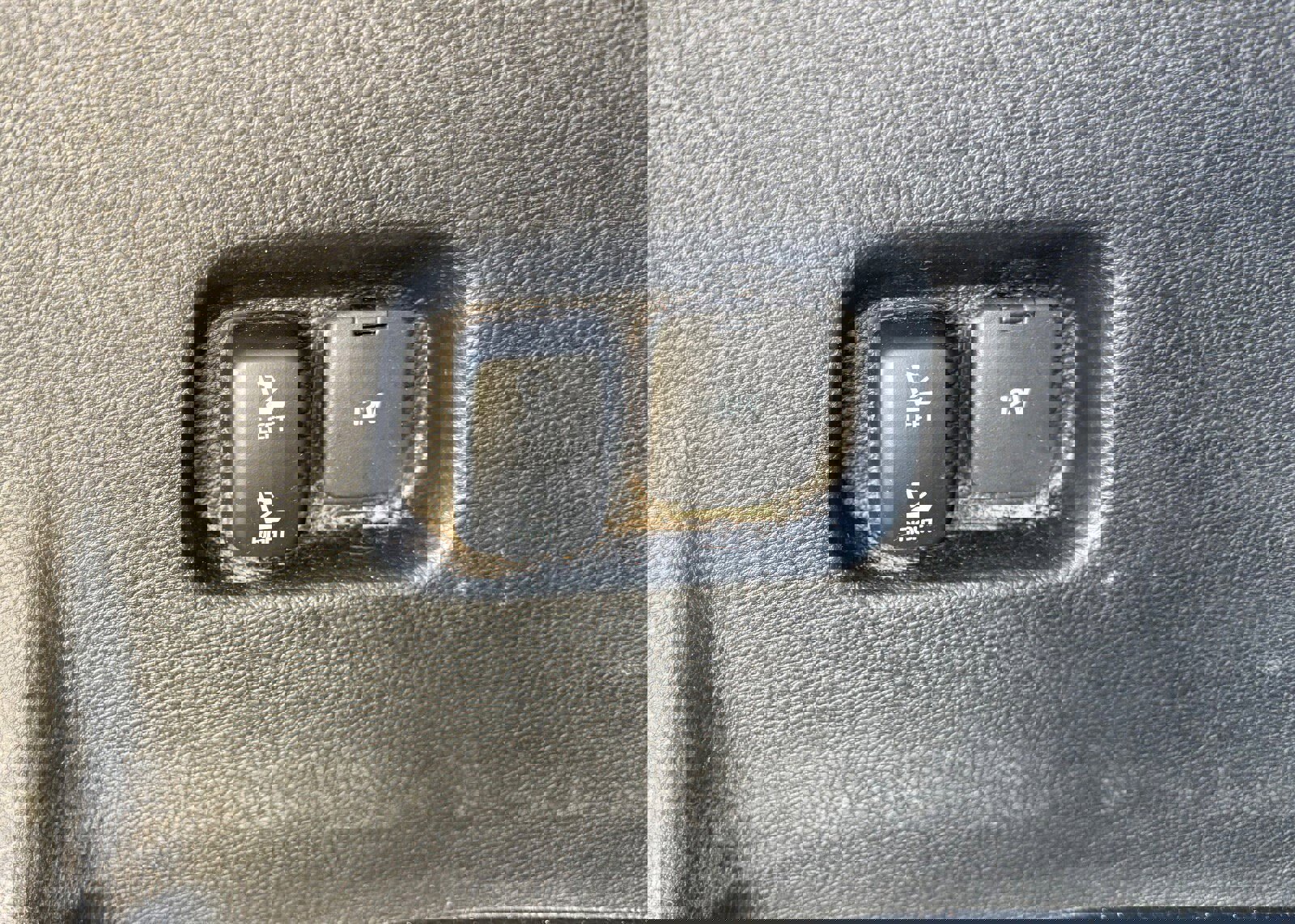 Certified 2017 Ford Edge SEL w/ Class II Trailer Tow Package image 11