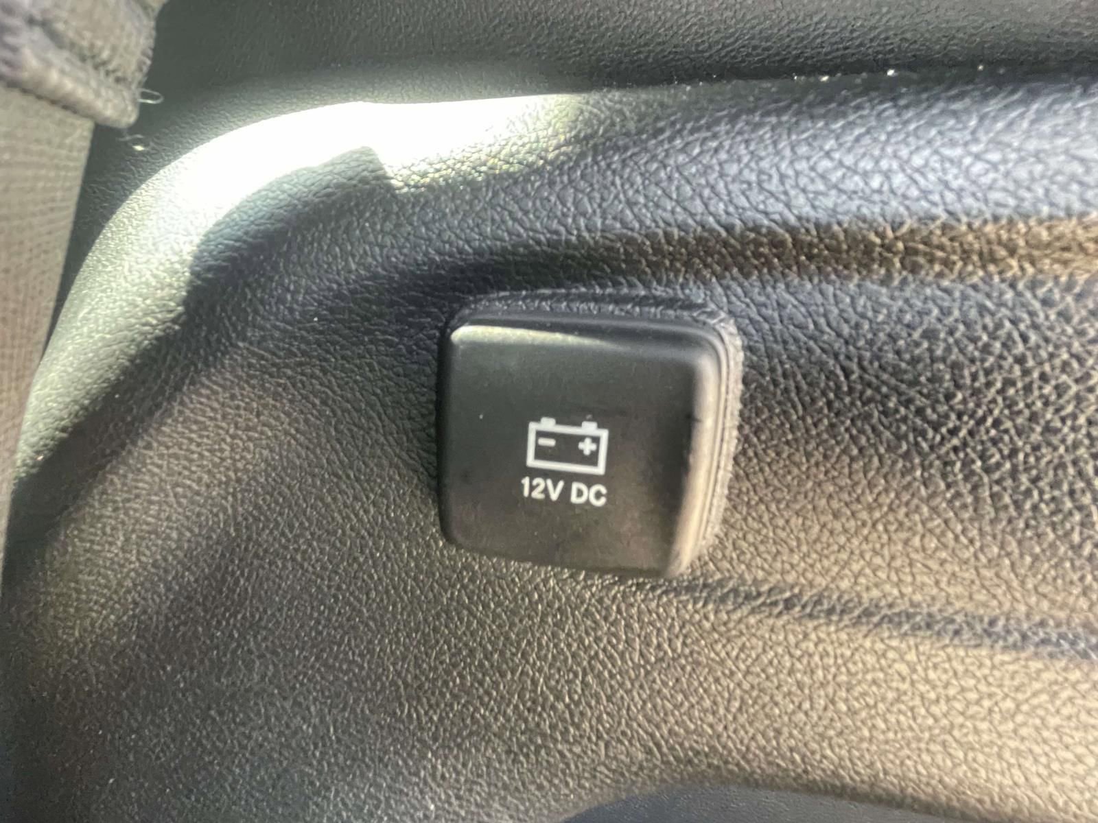 Used 2023 Jeep Grand Cherokee L Laredo AWD/4WD image 8