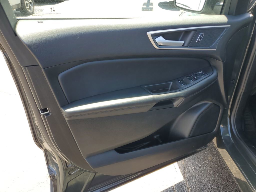 Certified 2023 Ford Edge SEL w/ Convenience Package AWD/4WD image 12