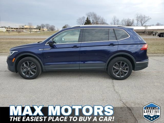 Used 2023 Volkswagen Tiguan SE image 2