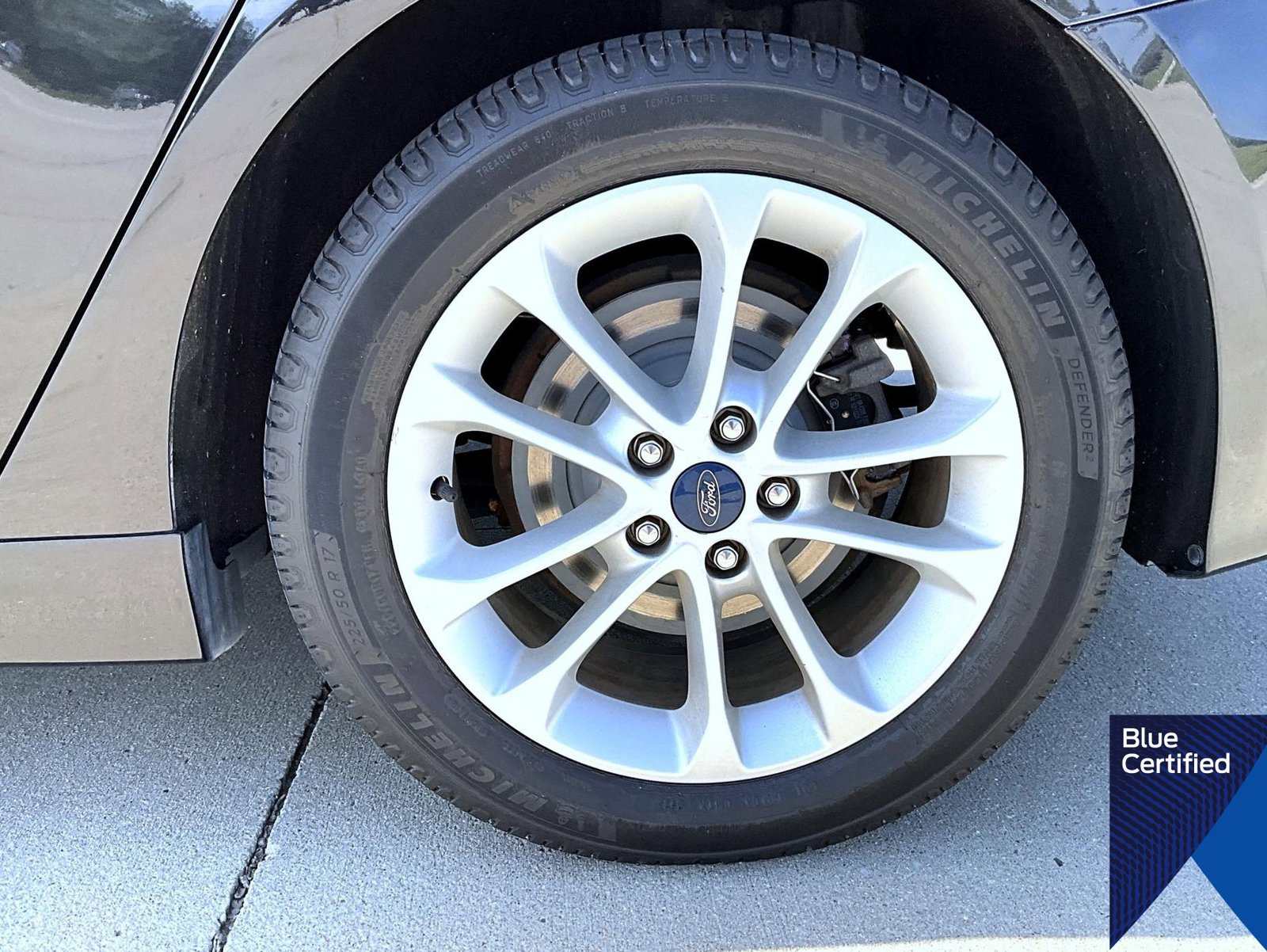 Certified 2019 Ford Fusion SE FWD image 25