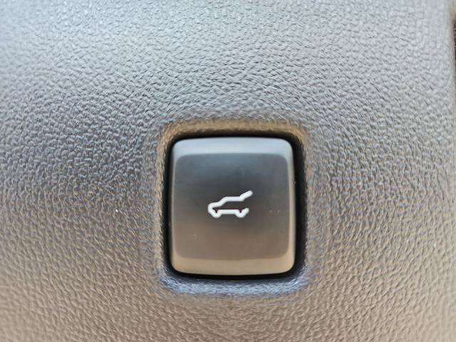 Certified 2025 Ford Escape ST-Line Select AWD/4WD image 13
