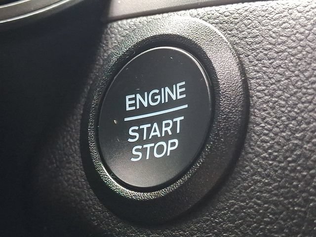 Certified 2025 Ford Escape Active AWD/4WD image 24