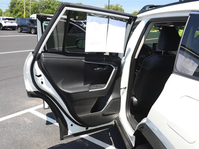 Used 2021 Toyota RAV4 Limited AWD/4WD image 23