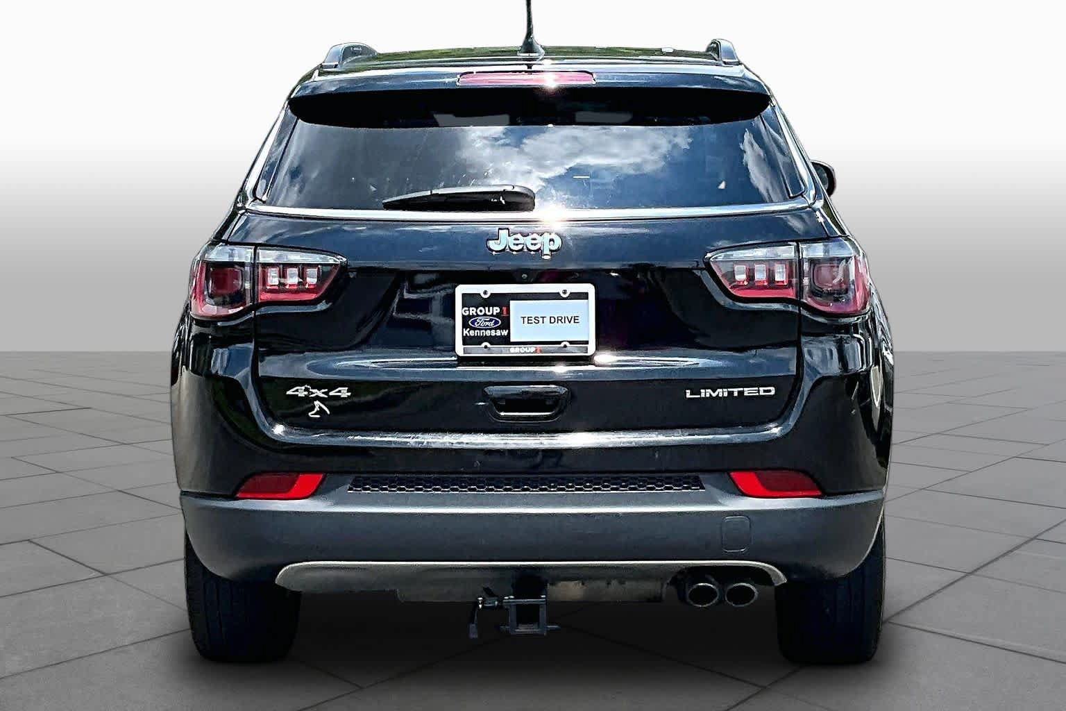 Used 2022 Jeep Compass Limited AWD/4WD image 5