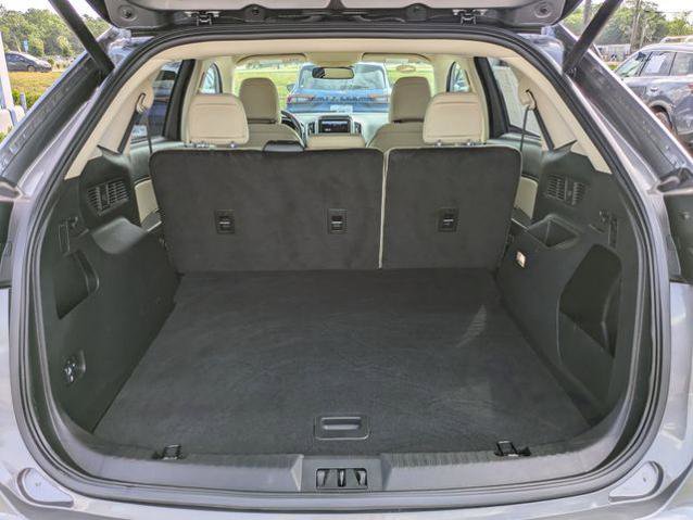 Certified 2024 Ford Edge SEL w/ Convenience Package AWD/4WD image 13