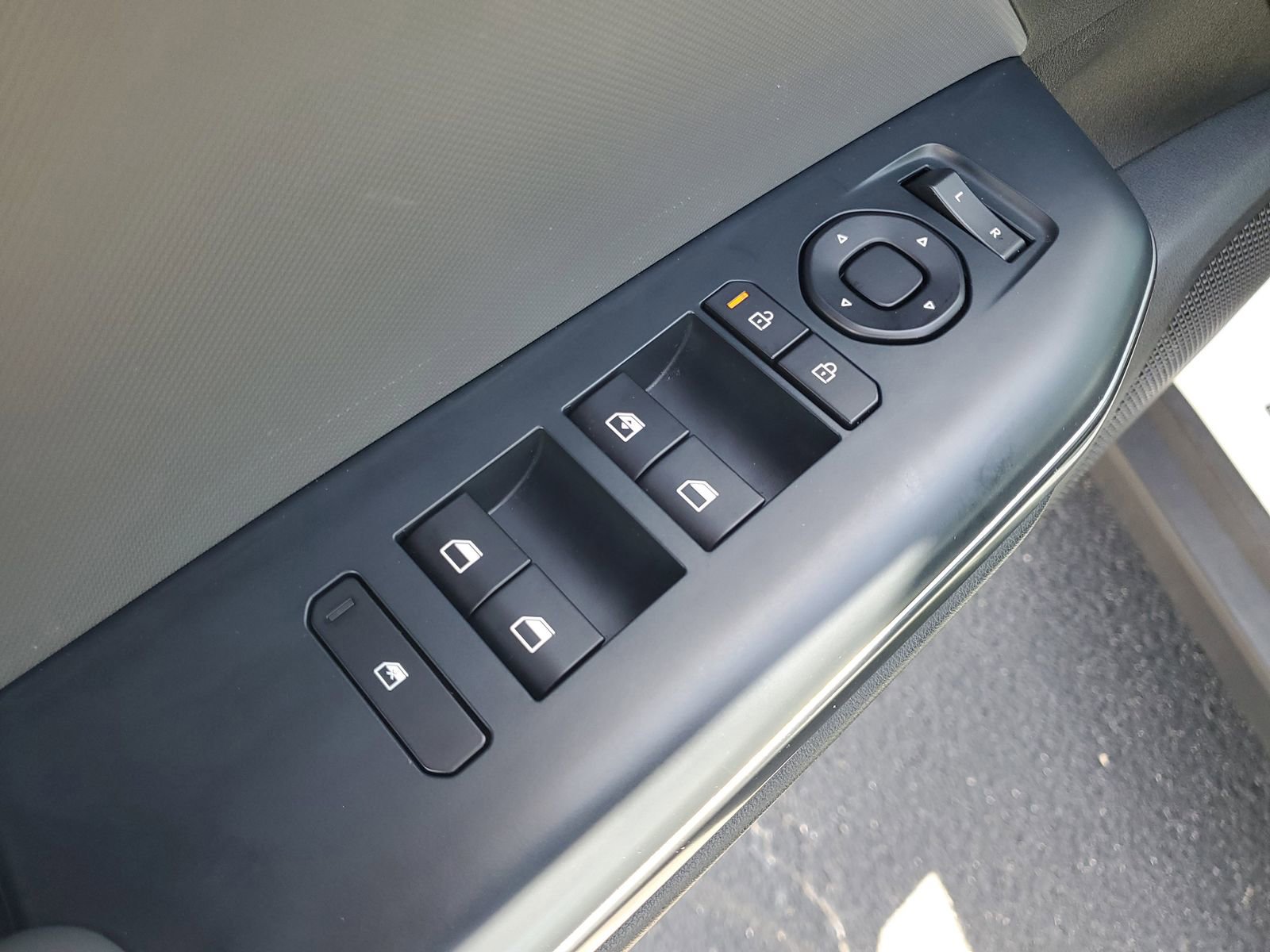 Used 2025 Kia K4 FWD image 14