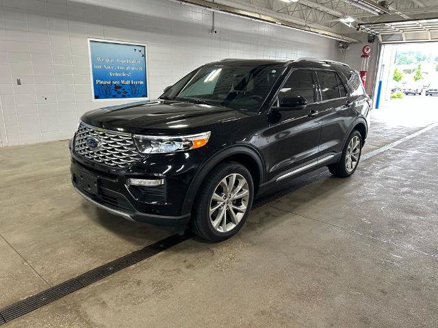 Certified 2021 Ford Explorer Platinum w/ Equipment Group 601A AWD/4WD image 3