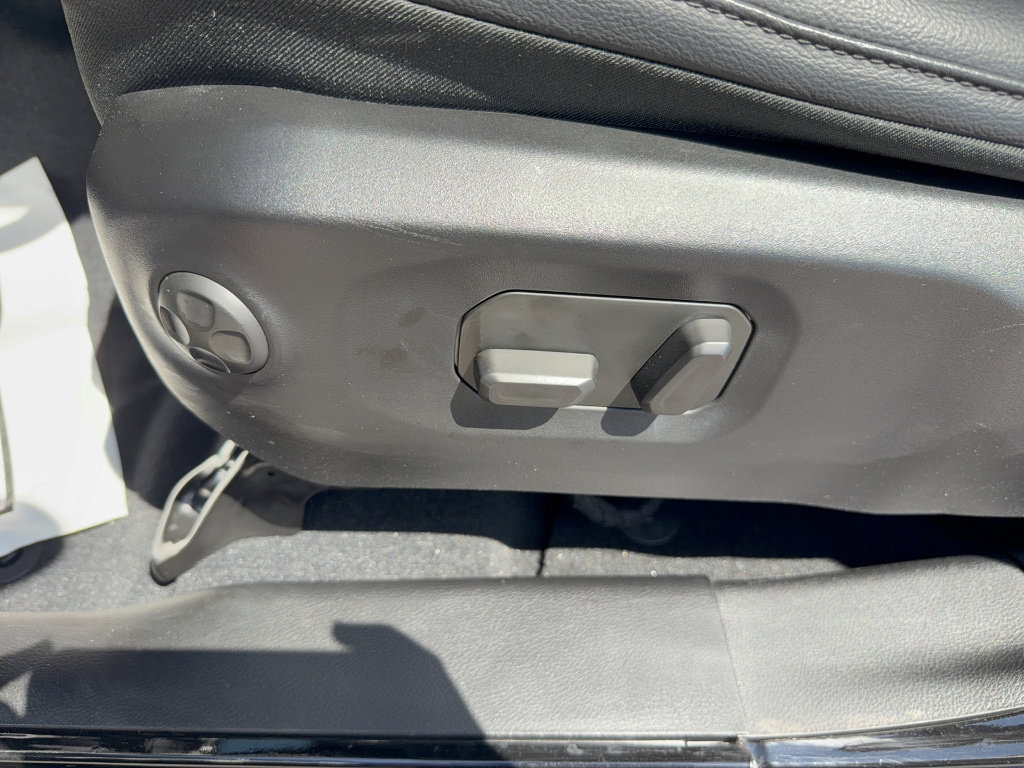 Used 2024 Jeep Wrangler Sahara w/ Technology Group image 35