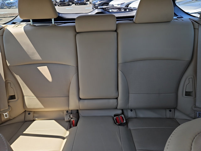 Used 2019 Subaru Outback 3.6R Limited AWD/4WD image 16