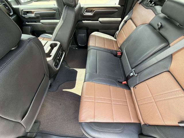 Used 2025 Chevrolet Silverado 3500 High Country w/ High Country Premium Package AWD/4WD image 23