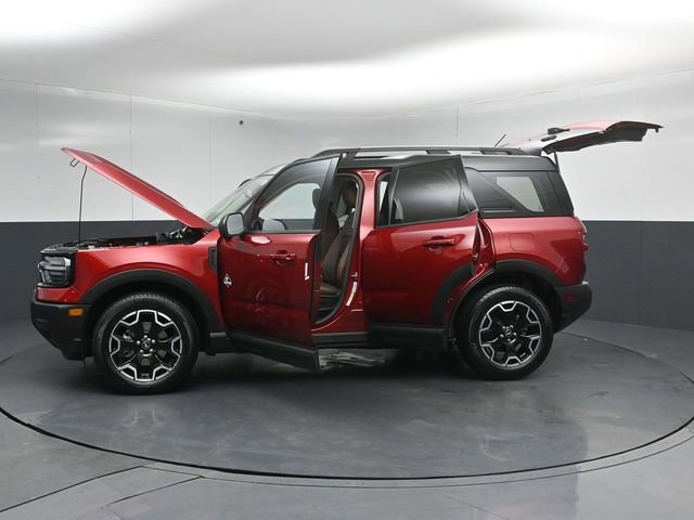 Certified 2025 Ford Bronco Sport Outer Banks w/ Outer Banks Tech Package+ AWD/4WD image 57