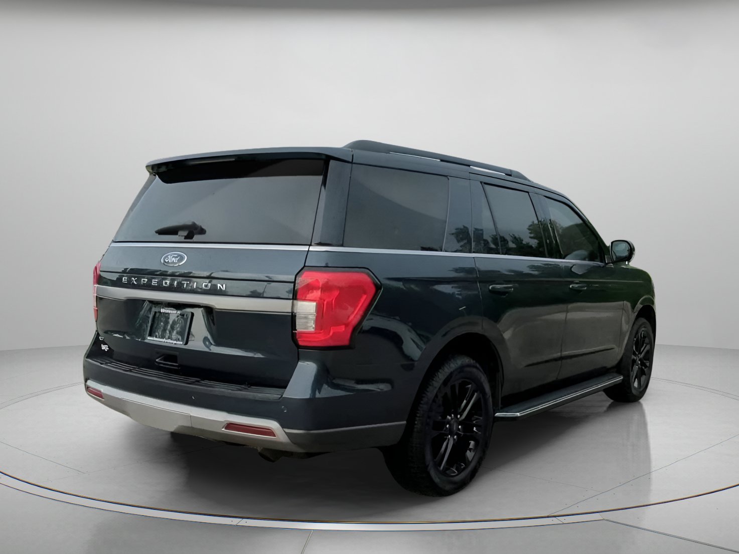Certified 2023 Ford Expedition XLT RWD image 27