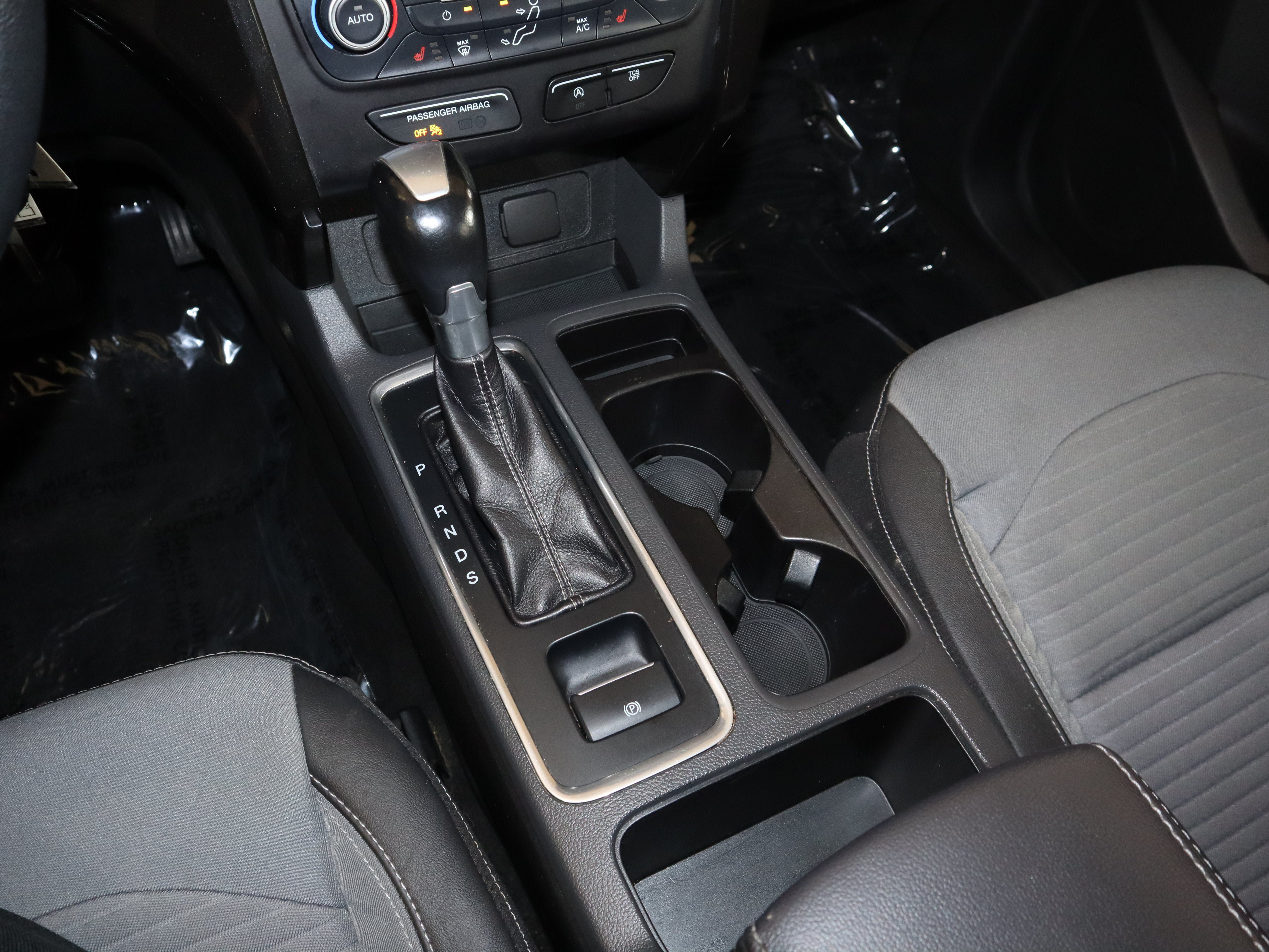 Certified 2018 Ford Escape SE w/ SE Sport Appearance Package AWD/4WD image 30