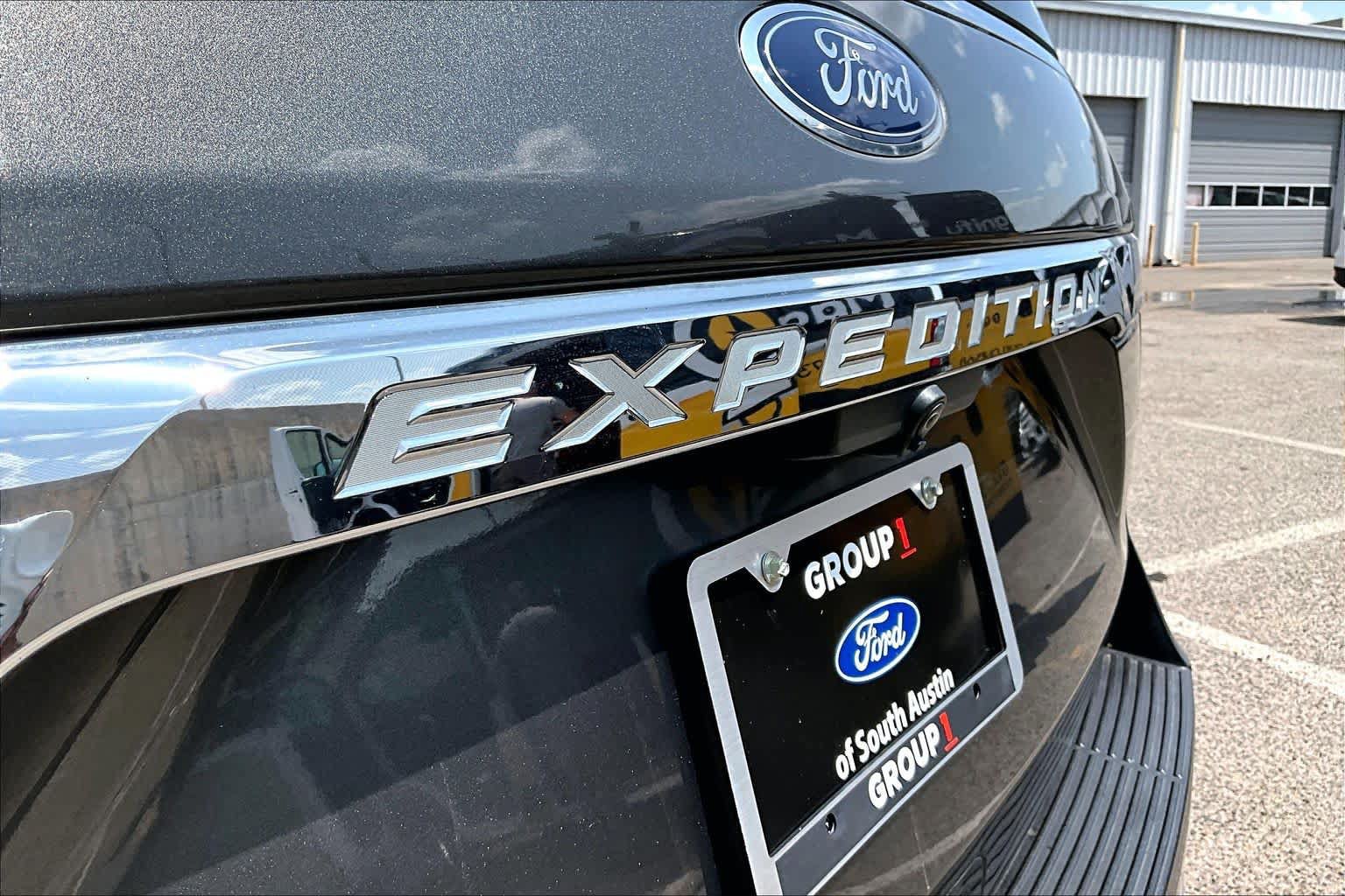 Certified 2020 Ford Expedition Limited w/ Special Edition Package RWD image 10