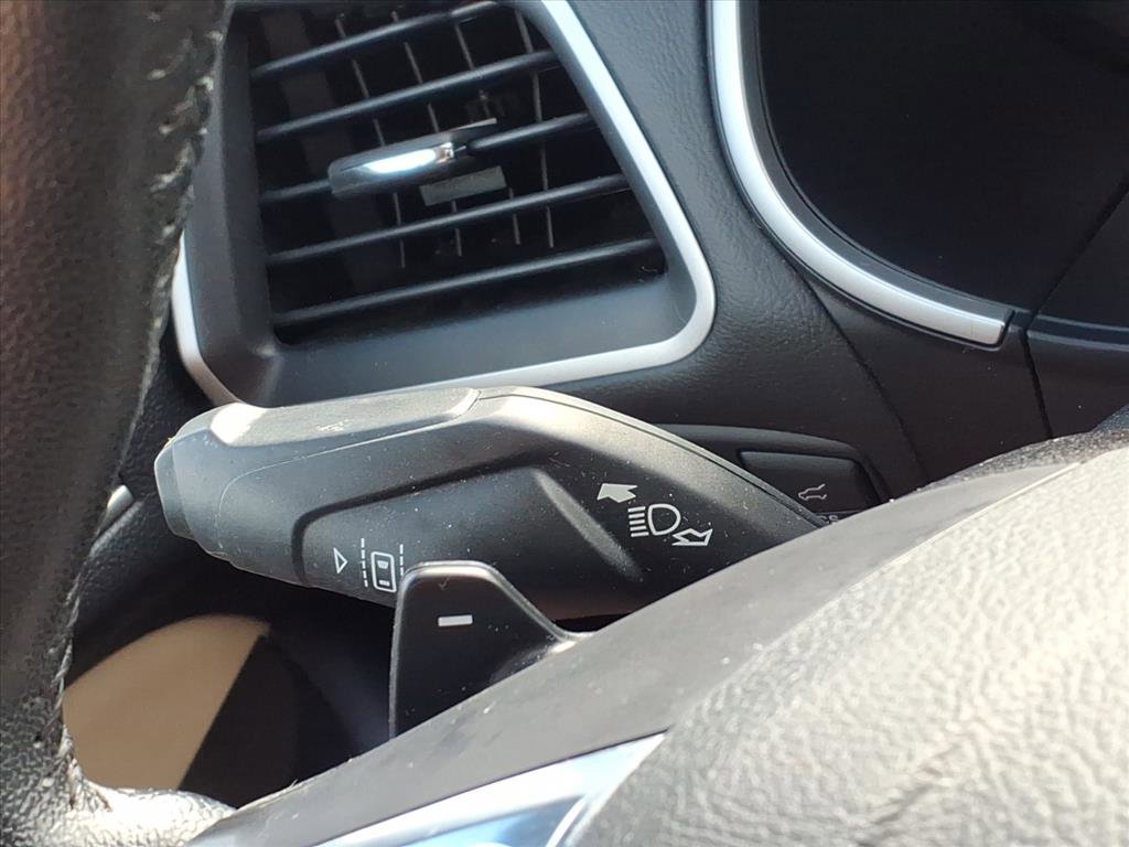 Certified 2019 Ford Edge SEL w/ Equipment Group 201A image 17