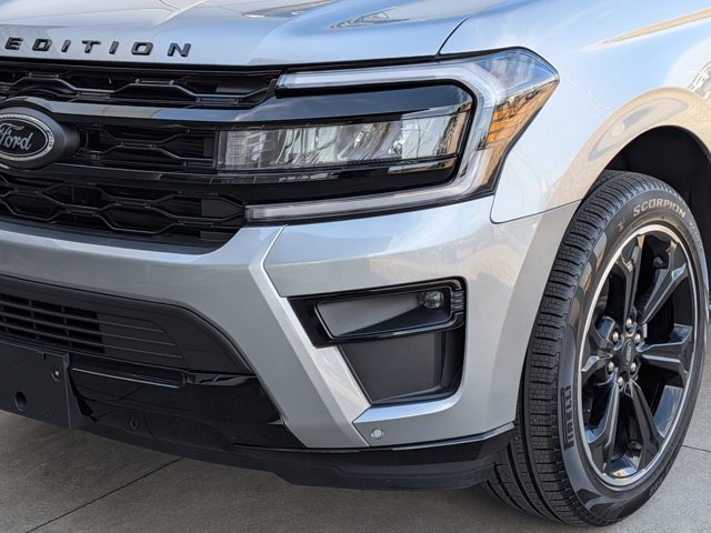 Certified 2024 Ford Expedition Limited image 10