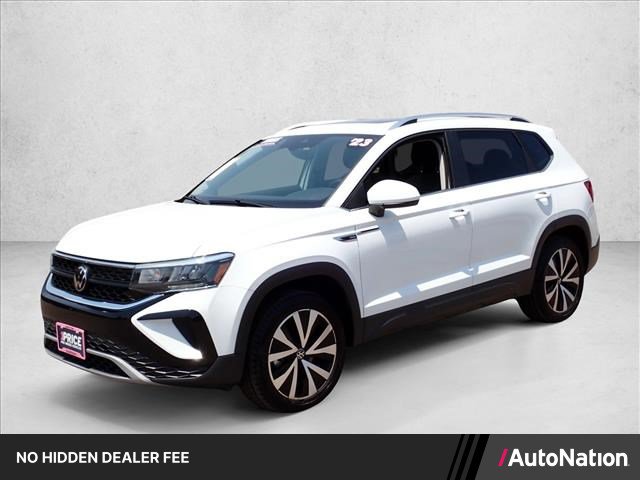 Used 2023 Volkswagen Taos SE AWD/4WD image 1