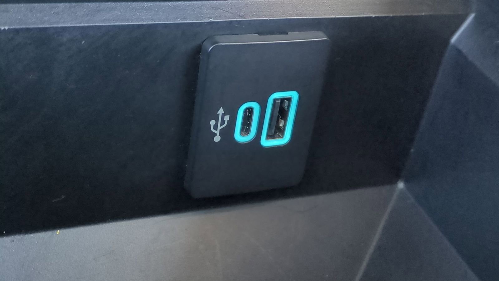 Certified 2024 Ford F250 Lariat w/ Lariat Ultimate Package image 36