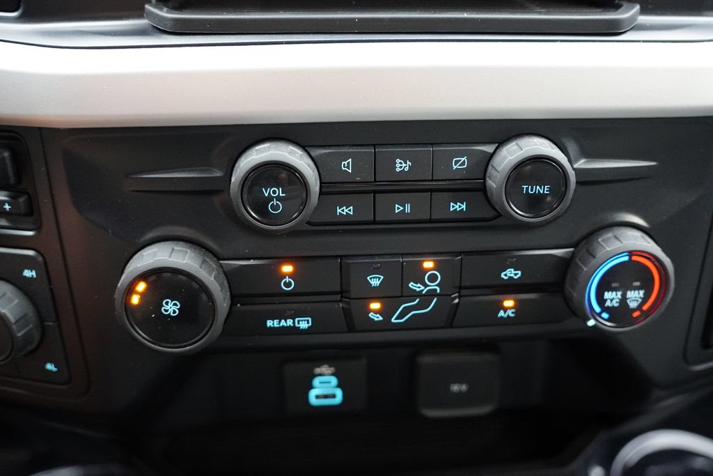 Certified 2024 Ford F350 XLT AWD/4WD image 27