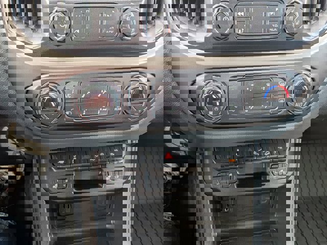 Used 2022 Chevrolet Colorado Z71 image 24