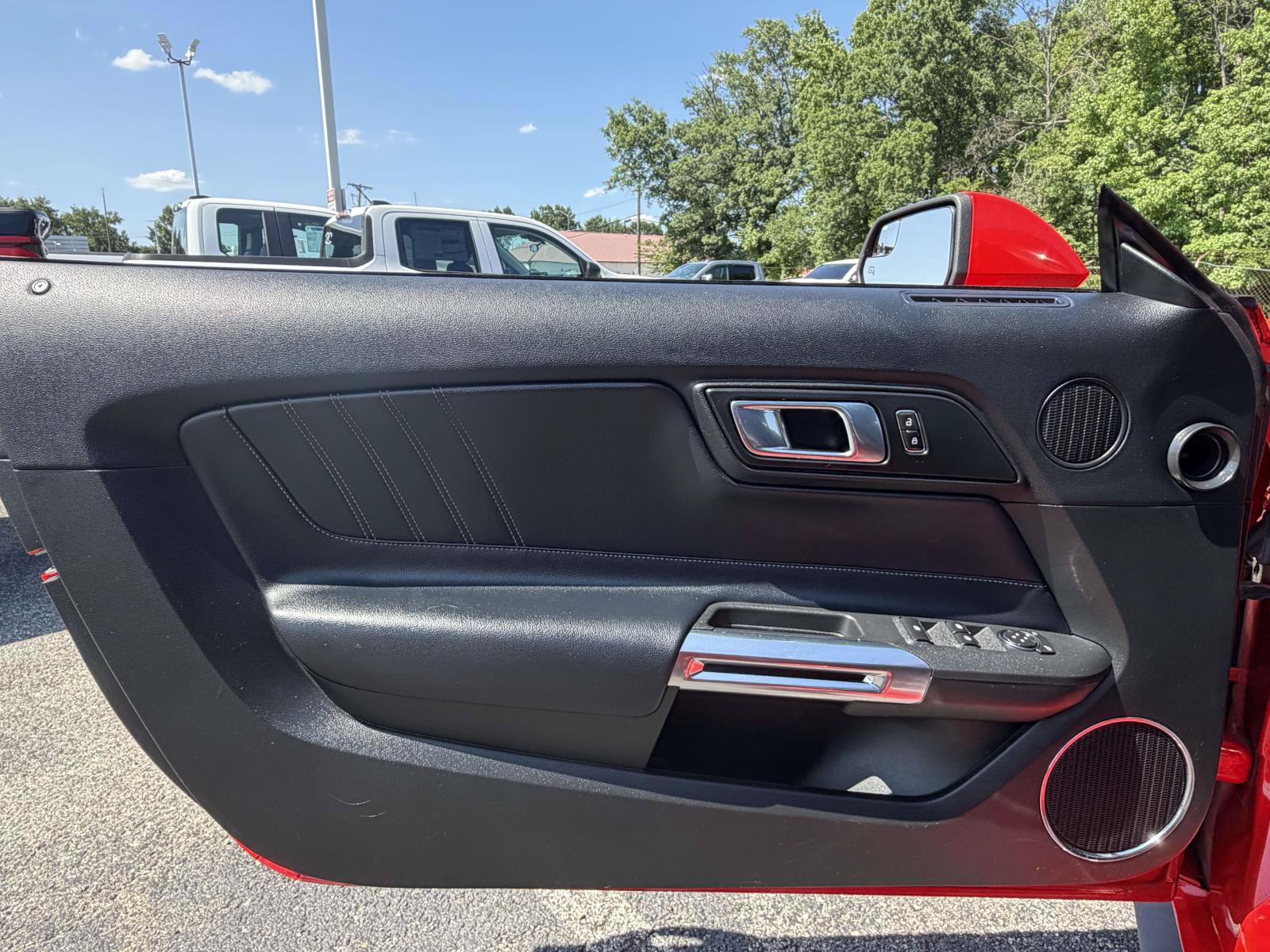 Certified 2020 Ford Mustang Premium RWD image 18