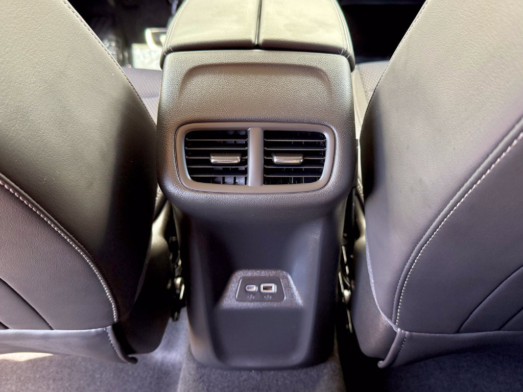 Used 2023 Buick Envision Preferred w/ Sport Touring Package AWD/4WD image 35