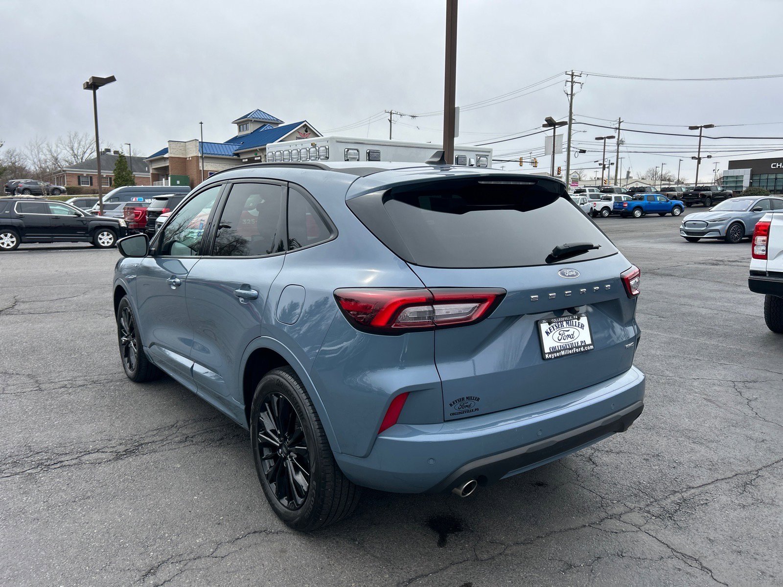 Certified 2023 Ford Escape ST-Line Elite image 10