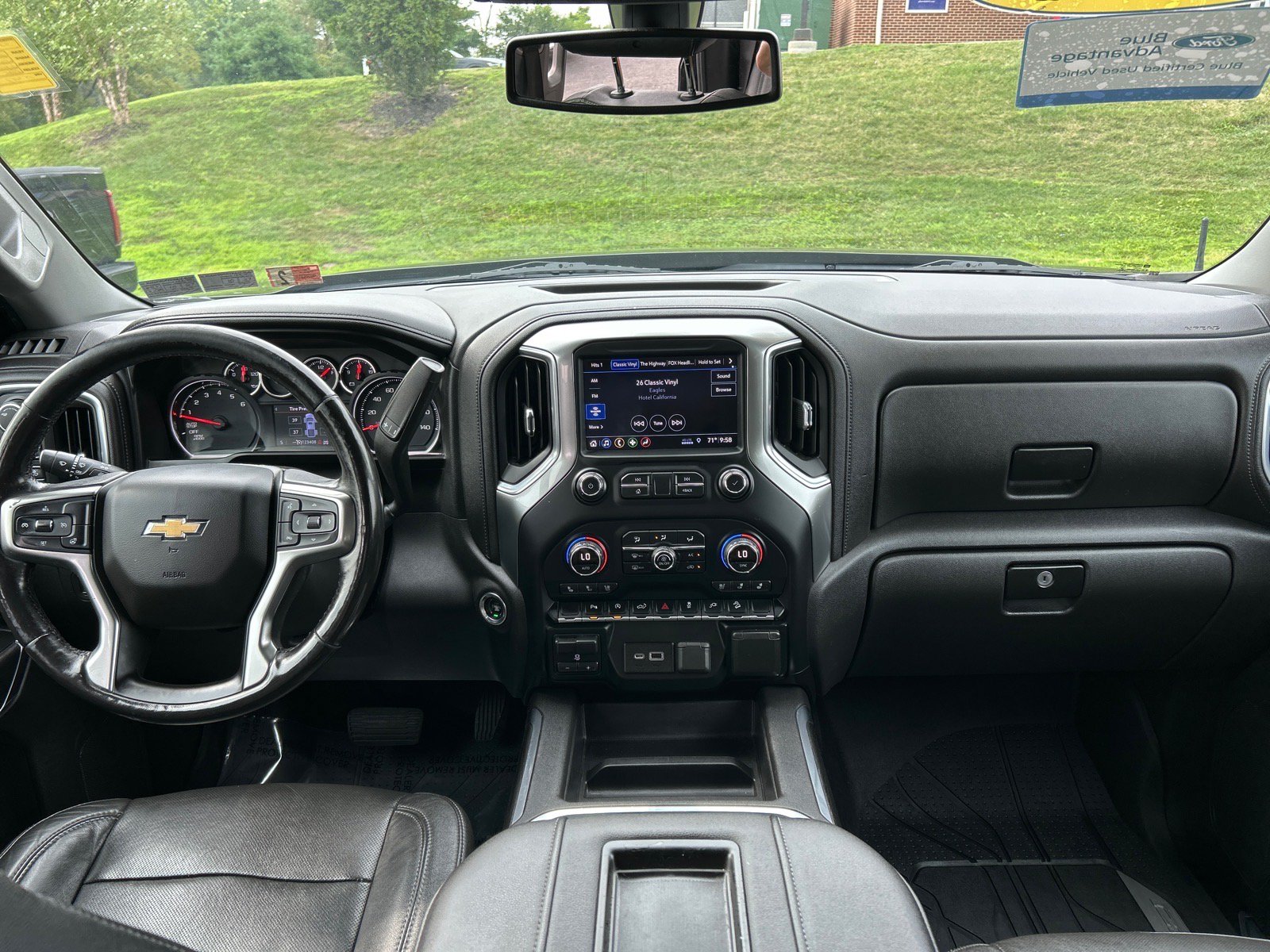 Used 2019 Chevrolet Silverado 1500 LTZ w/ LTZ Plus Package AWD/4WD image 3