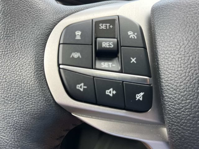 Certified 2024 Ford Explorer XLT w/ Equipment Group 202A AWD/4WD image 38