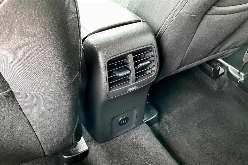 Certified 2025 Ford Escape Active FWD image 12