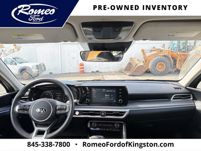 Used 2021 Kia K5 LXS FWD image 12