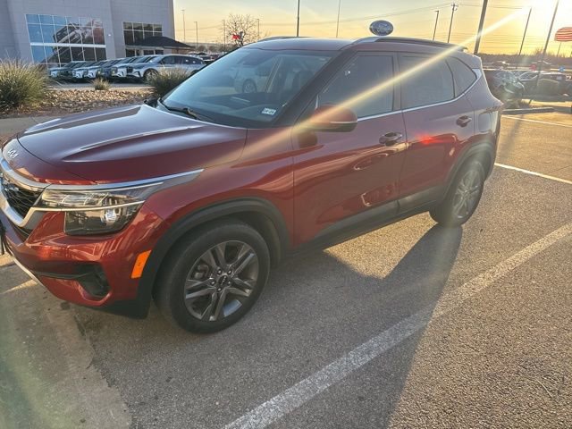 Used 2022 Kia Seltos S image 1