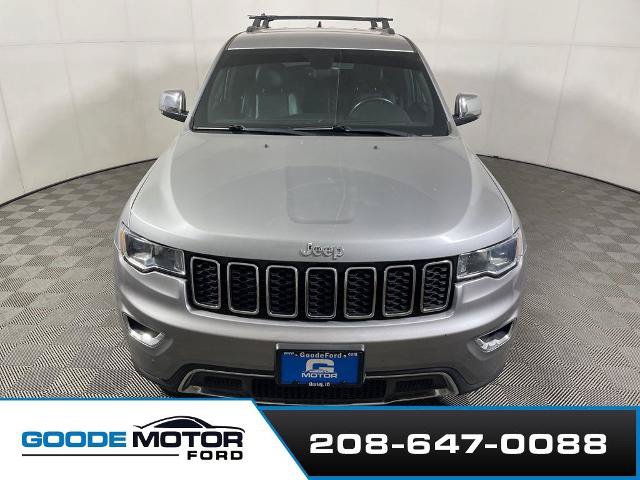 Used 2017 Jeep Grand Cherokee Limited w/ Trailer Tow Group IV AWD/4WD image 3