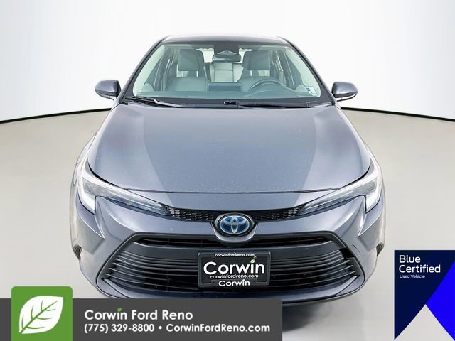 Used 2023 Toyota Corolla LE FWD image 2