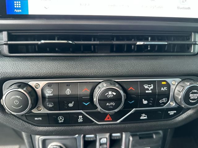 Used 2024 Jeep Wrangler Unlimited Sport AWD/4WD image 19