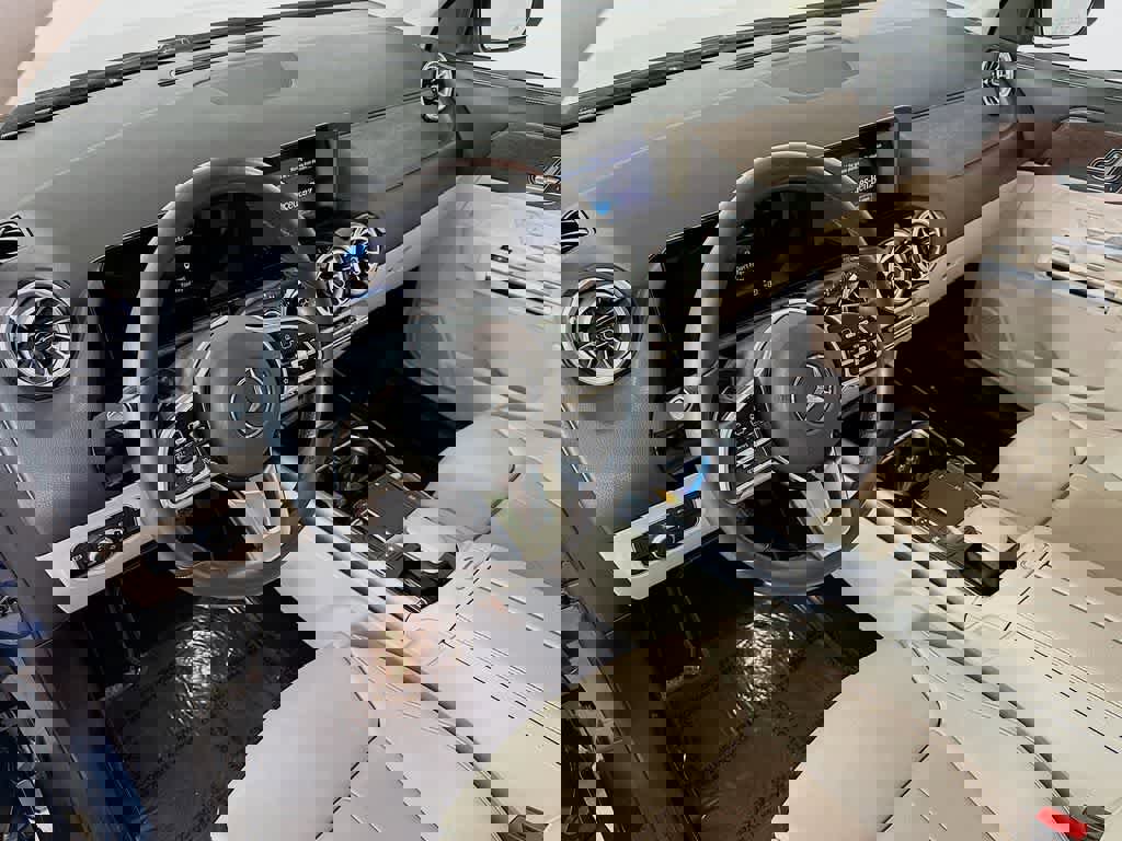 Used 2022 Mercedes-Benz GLA 250 image 9