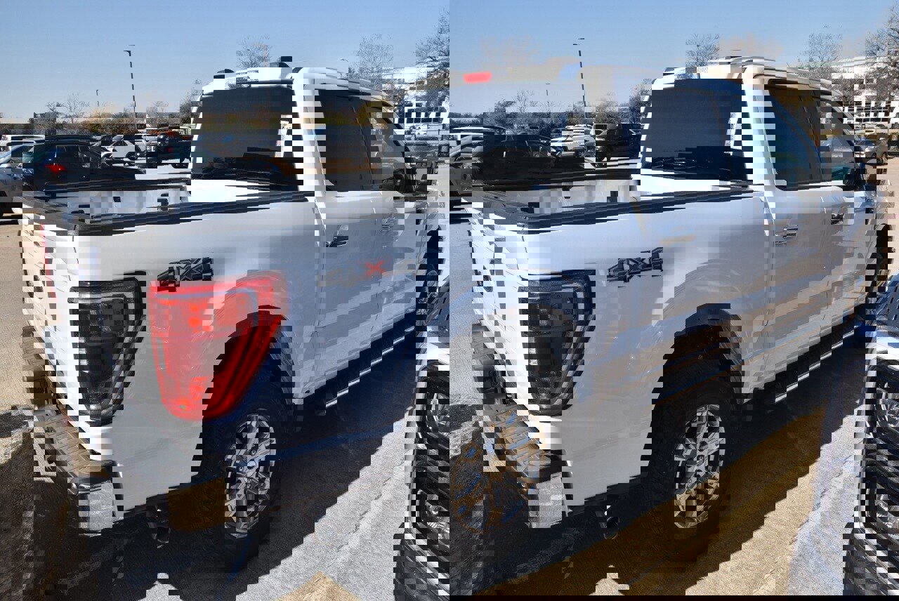 Certified 2021 Ford F150 XLT w/ Equipment Group 302A High image 5